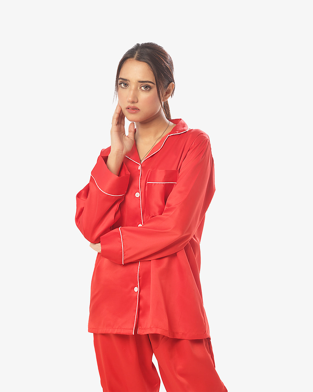 Sajiero Silk Pajama Suit with Scrunchie - Pearl