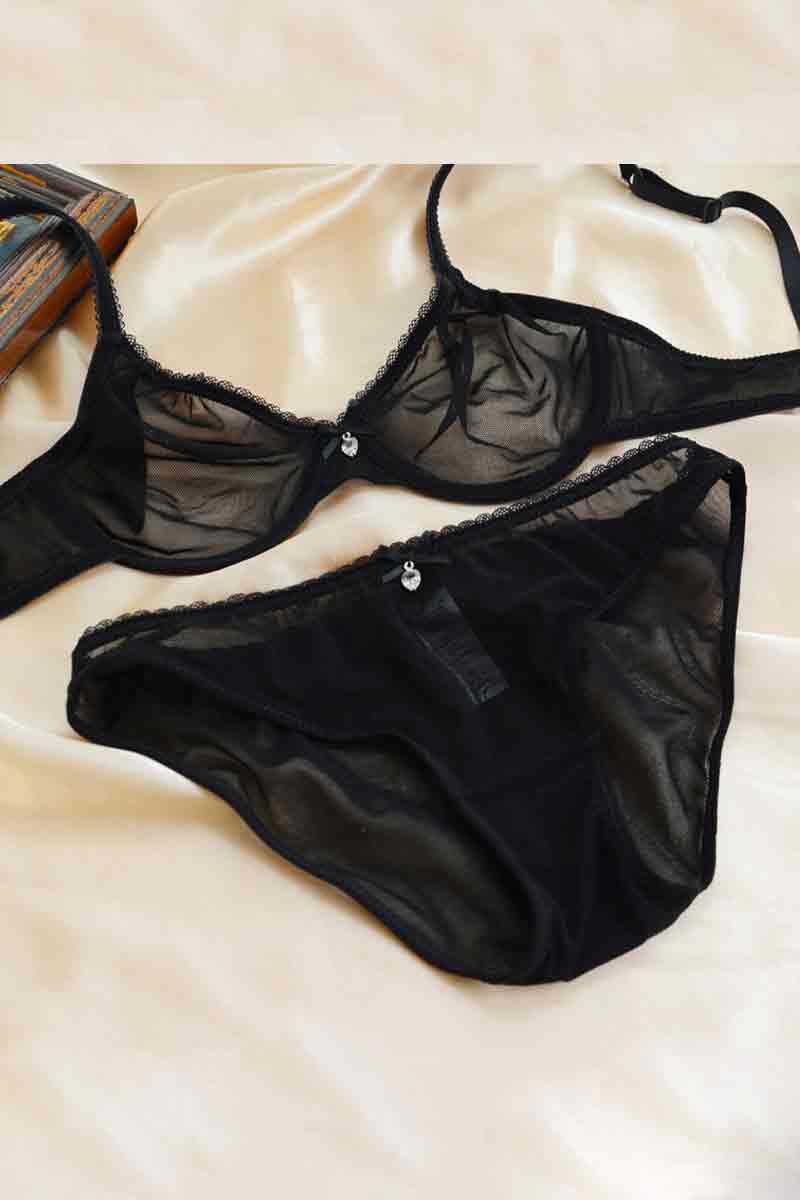 Flourish Bra – The Everyday Support Every Pakistani Woman Deserves