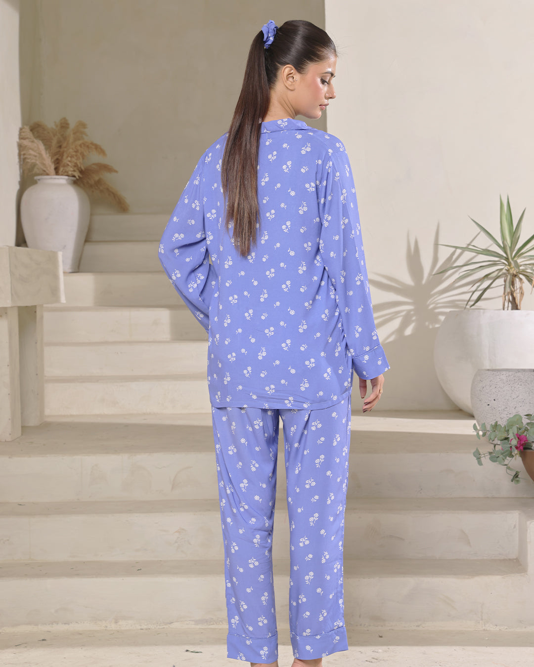 Sajiero Linen Pajama Suit with Scrunchie - Dreamy Drape