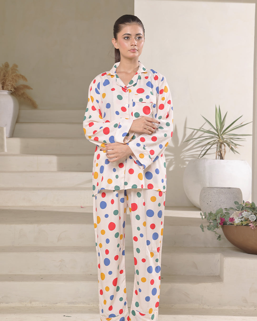 Sajiero Linen Pajama Suit with Scrunchie - Dot Delight