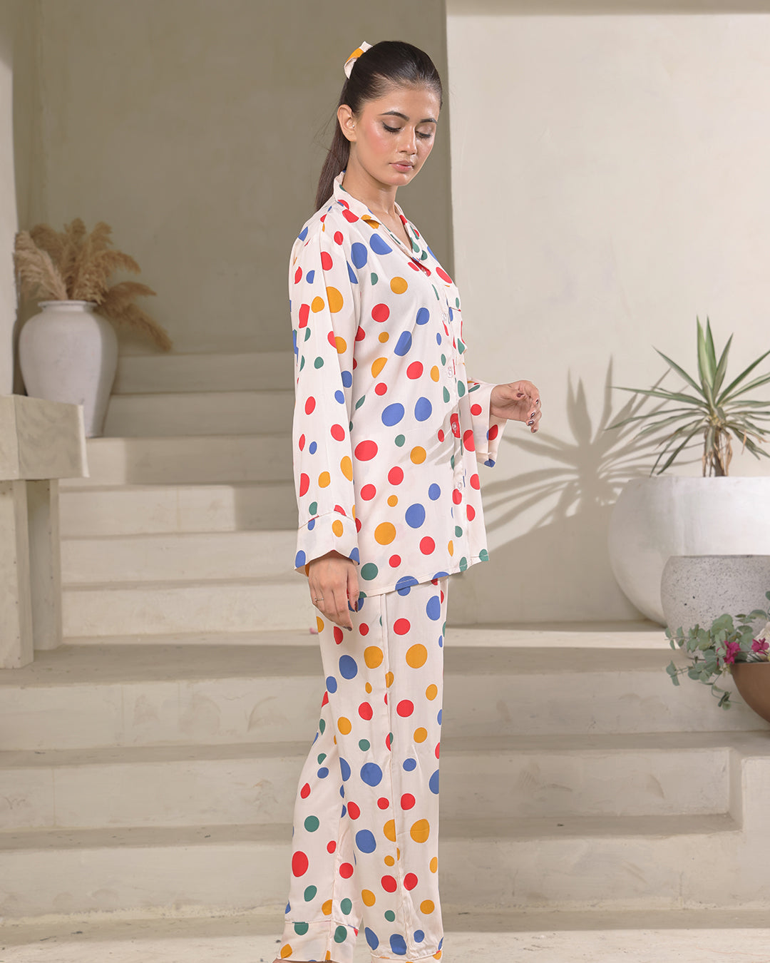 Sajiero Linen Pajama Suit with Scrunchie - Dot Delight
