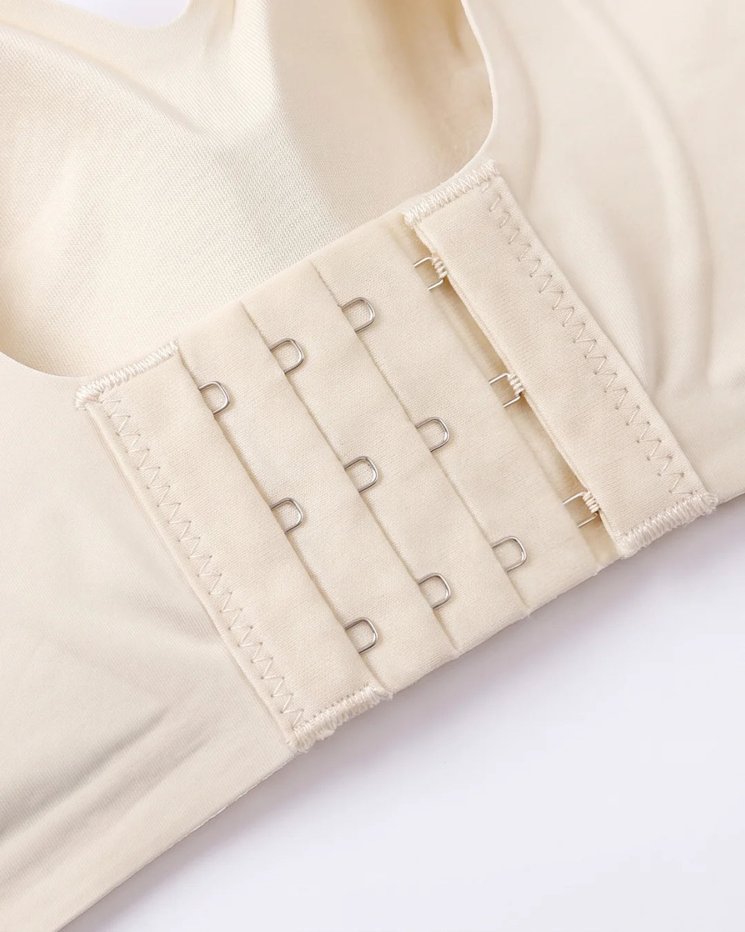 Seamless Padded Bra - Invisible Fit - Off White