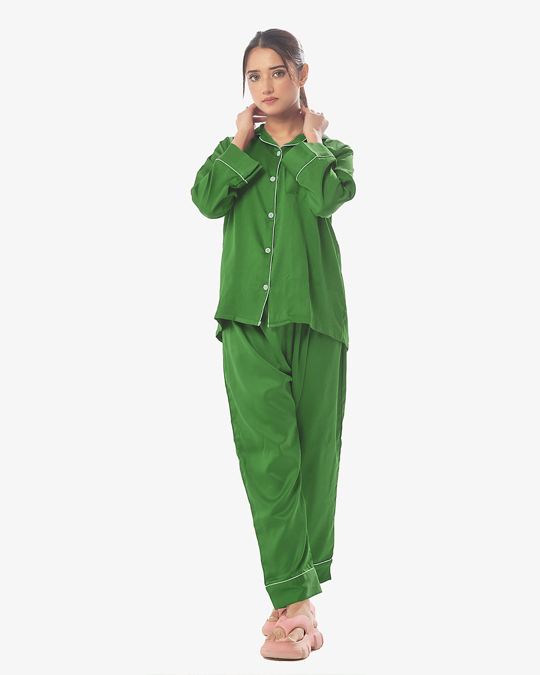 Sajiero Silk Pajama Suit with Scrunchie - Pearl
