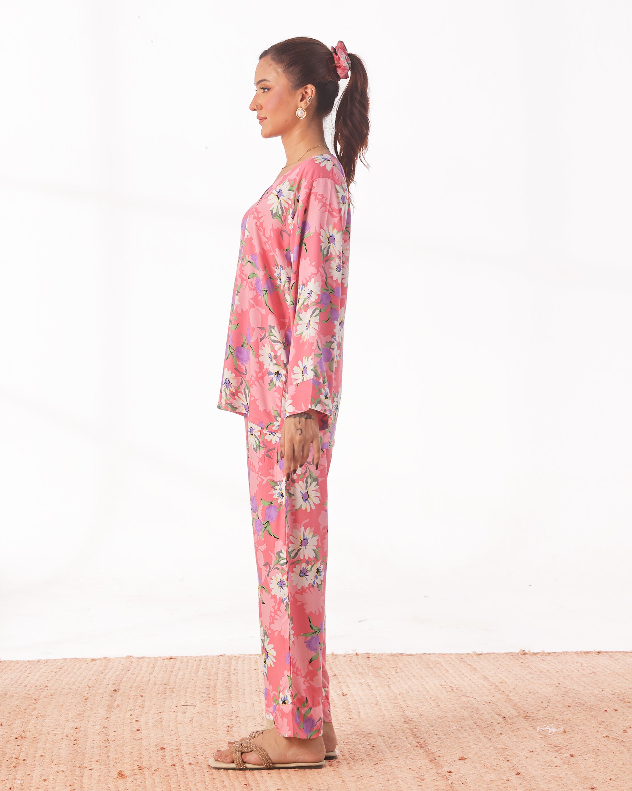 Linen Pajama Suit with Scrunchie - Blossom Hue