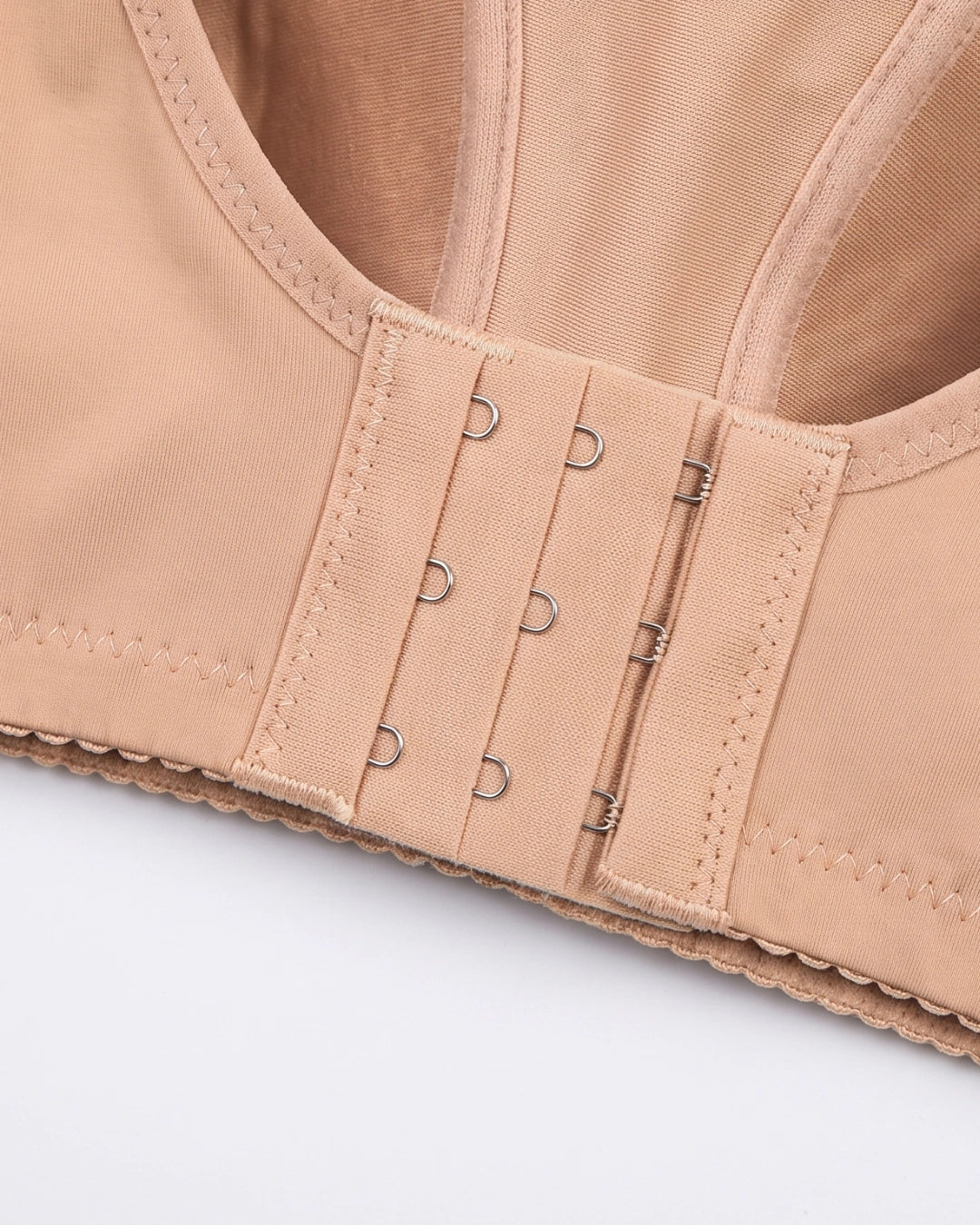 Light Padded T-Shirt Bra - Leo - Skin