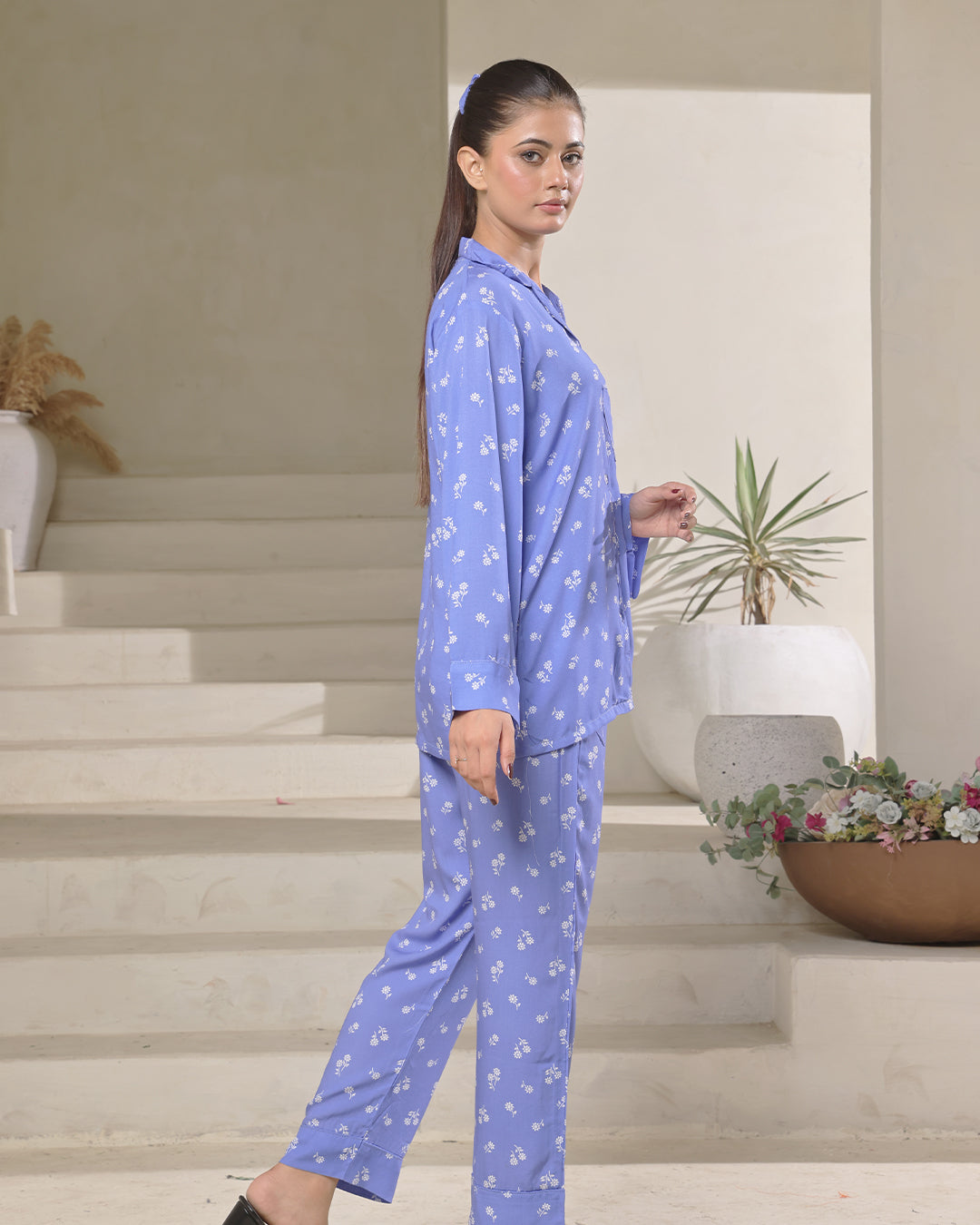 Sajiero Linen Pajama Suit with Scrunchie - Dreamy Drape