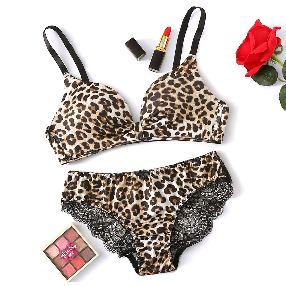 Sajiero Bra Set - Wild Touch