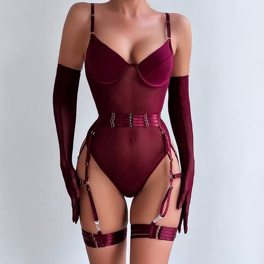 Sajiero Garter Set - Elegant Embrace