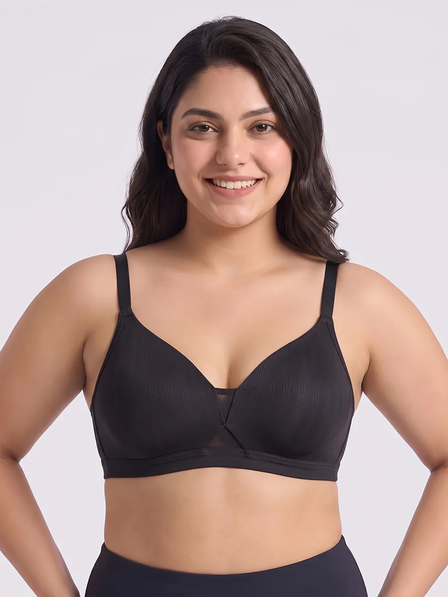 Padded Non-Wired T-Shirt Bra - Reem - Black