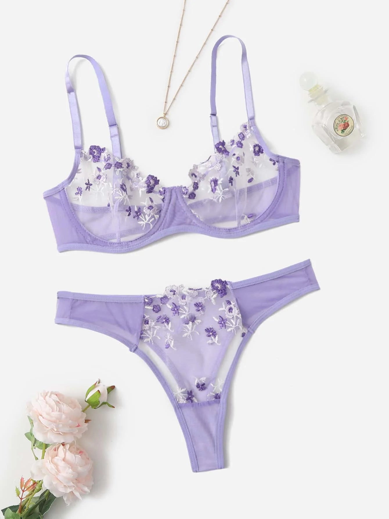 Sajiero Fairy Floral Embroidery Bra and Panty set